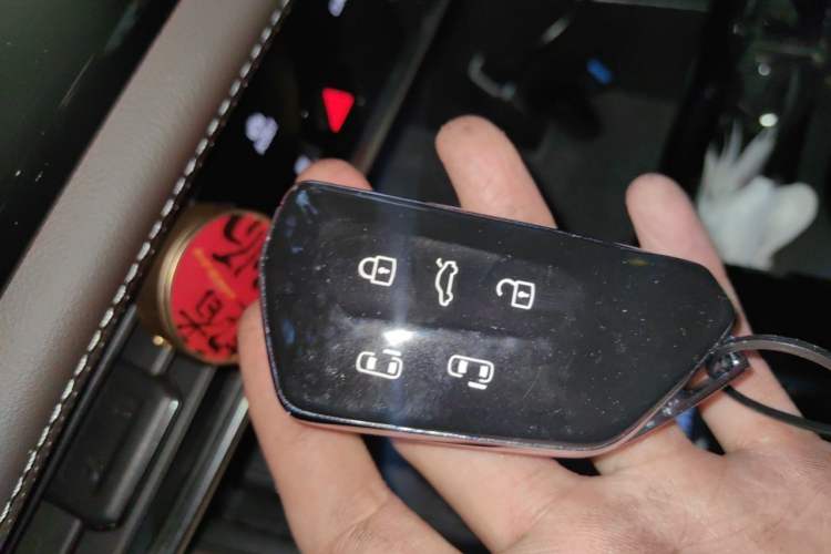 Used Volkswagen Viloran 2022 380TSI Luxury Edition Vehicle Key