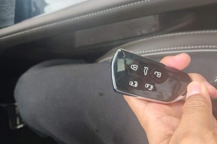 Used Volkswagen Viloran 2022 380TSI Prestige Edition Vehicle Key