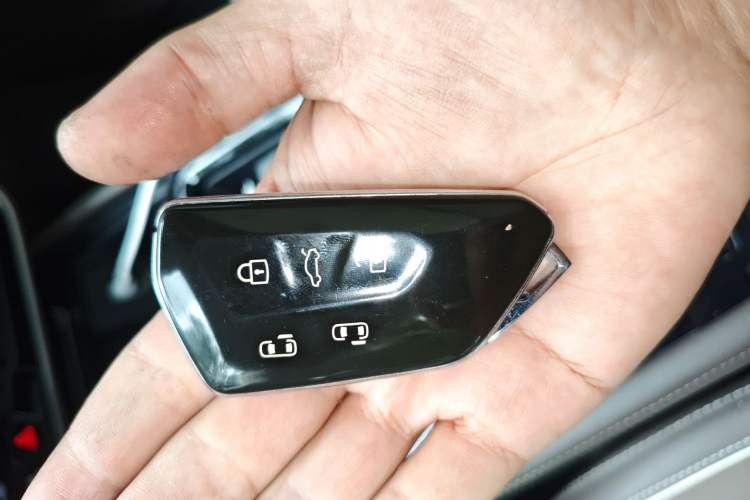 Used Volkswagen Viloran 2022 380TSI Prestige Edition Vehicle Key