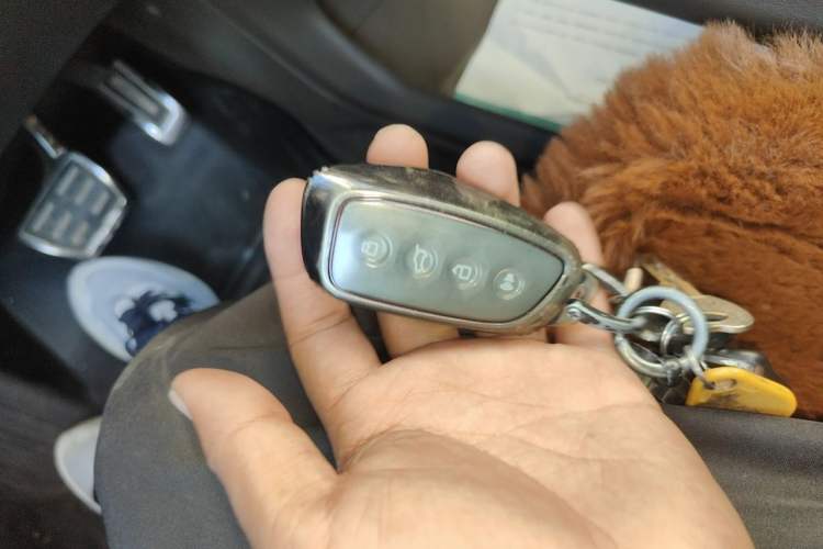 Used Volkswagen Viloran 2022 380TSI Luxury Edition Vehicle Key