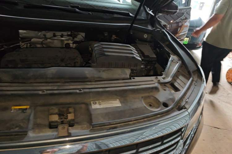 Used Volkswagen Viloran 2022 380TSI Prestige Edition Engine Bay Left
