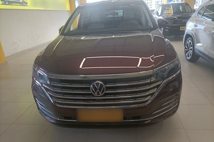 Used Volkswagen Viloran 2022 380TSI Prestige Edition Exterior 1