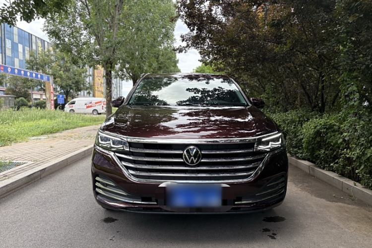 Used Volkswagen Viloran 2022 380TSI Prestige Edition Exterior 1