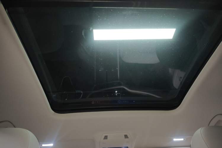 Used Volkswagen Viloran 2022 380TSI Prestige Edition Headliner