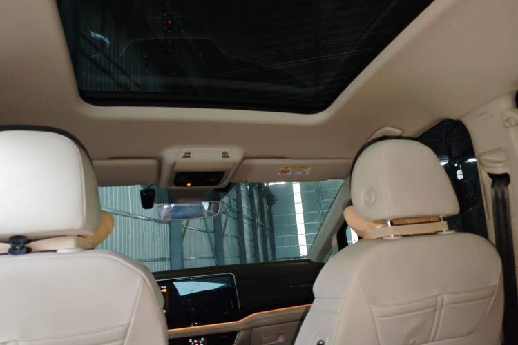 Used Volkswagen Viloran 2022 380TSI Prestige Edition Headliner