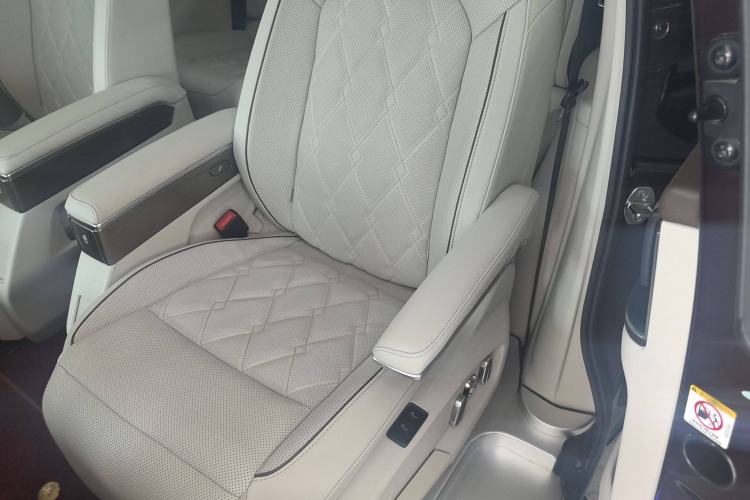 Used Volkswagen Viloran 2022 380TSI Prestige Edition Interior 1