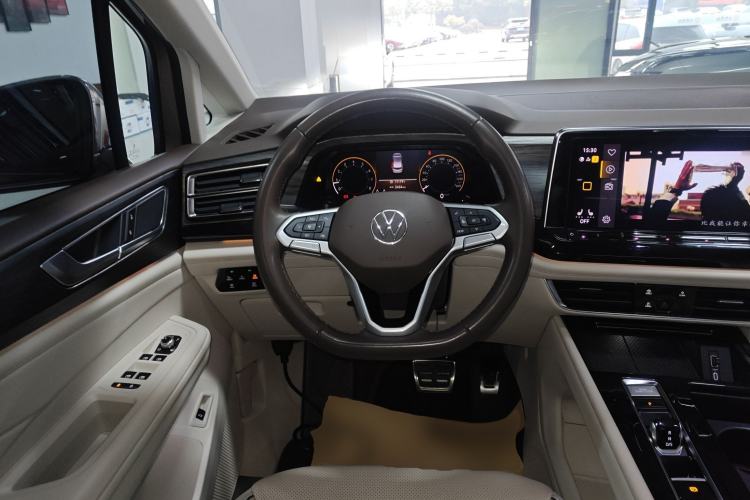 Used Volkswagen Viloran 2022 380TSI Prestige Edition Steering Wheel