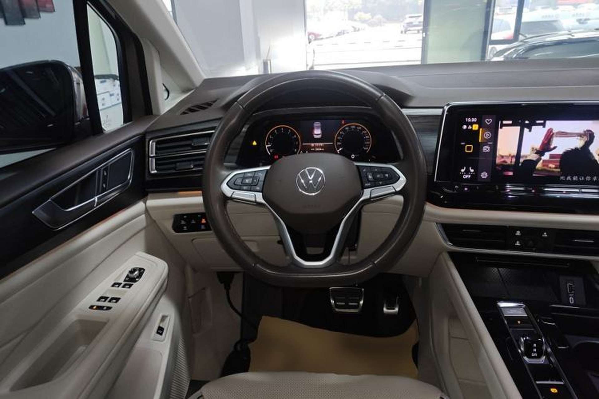 Used Volkswagen Viloran 2022 380TSI Prestige Edition Steering Wheel