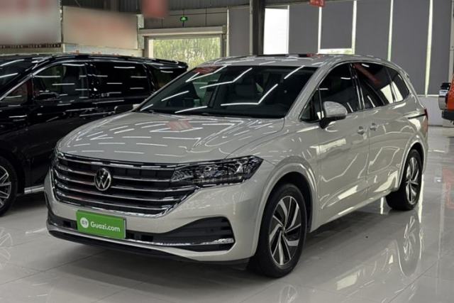 Used Volkswagen Viloran 2022 380TSI Luxury Edition