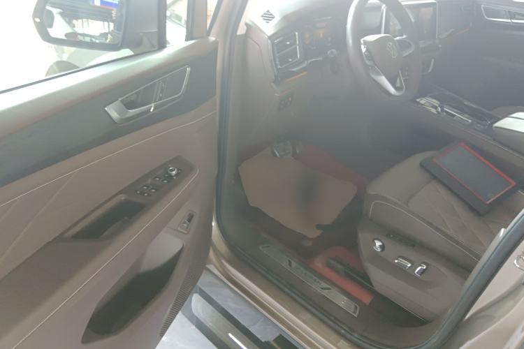 Used Volkswagen Viloran 2022 380TSI Prestige Edition Driver Seat