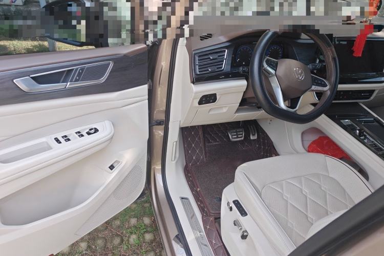 Used Volkswagen Viloran 2022 380TSI Prestige Edition Driver Seat