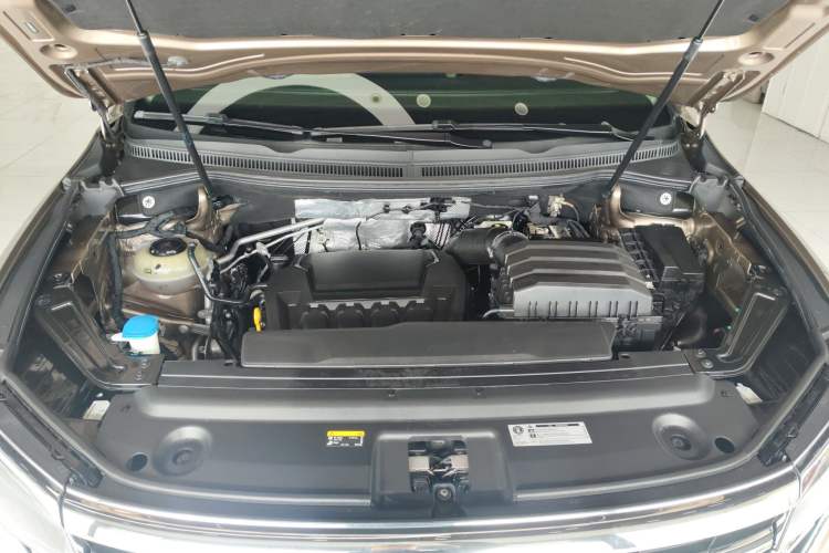 Used Volkswagen Viloran 2022 380TSI Prestige Edition Engine Bay