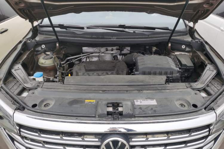 Used Volkswagen Viloran 2022 380TSI Flagship Edition Engine Bay