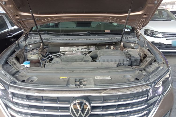 Used Volkswagen Viloran 2022 380TSI Prestige Edition Engine Bay