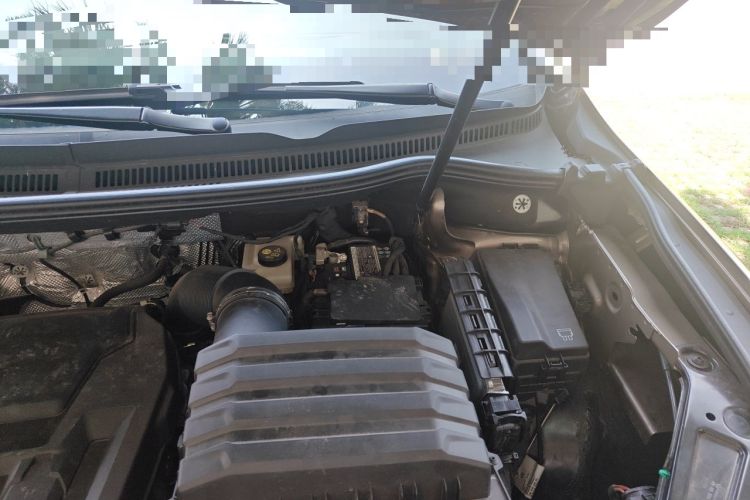 Used Volkswagen Viloran 2022 380TSI Prestige Edition Engine Bay Left