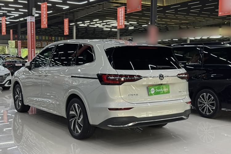 Used Volkswagen Viloran 2022 380TSI Luxury Edition Exterior 3