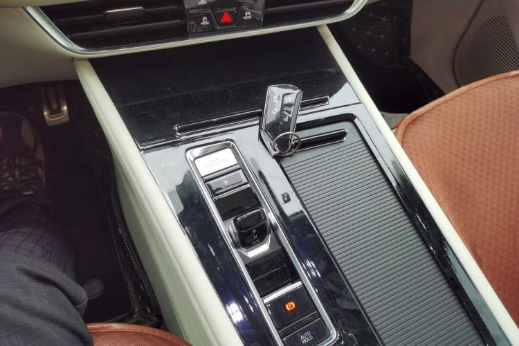 Used Volkswagen Viloran 2022 380TSI Flagship Edition Gear Lever