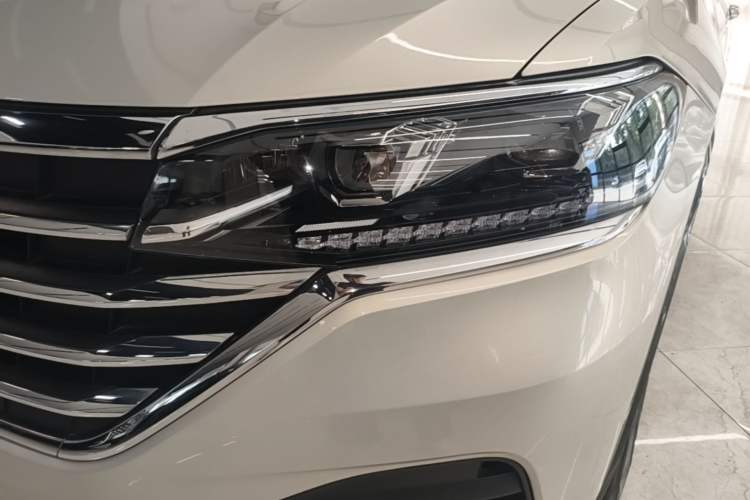 Used Volkswagen Viloran 2022 380TSI Luxury Edition Left Front Headlight