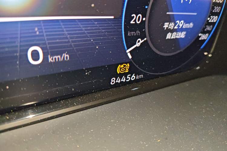 Used Volkswagen Viloran 2022 380TSI Prestige Edition Odometer Close Up