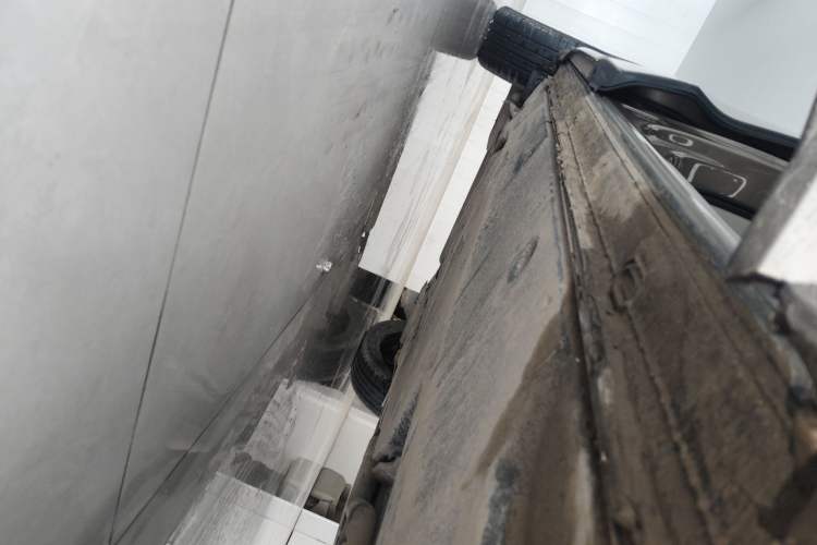 Used Volkswagen Viloran 2022 380TSI Prestige Edition Right Side Sill