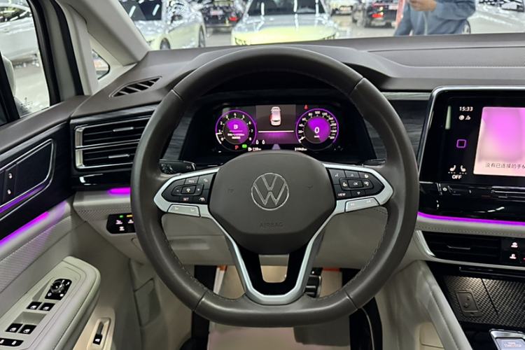 Used Volkswagen Viloran 2022 380TSI Luxury Edition Steering Wheel