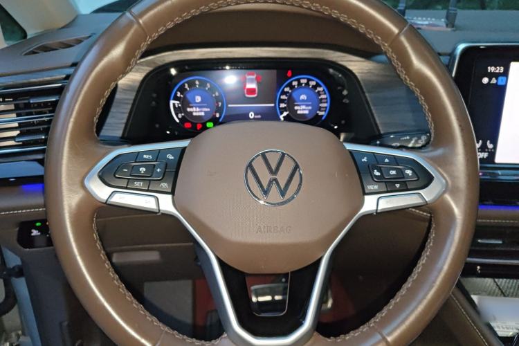 Used Volkswagen Viloran 2022 380TSI Prestige Edition Steering Wheel