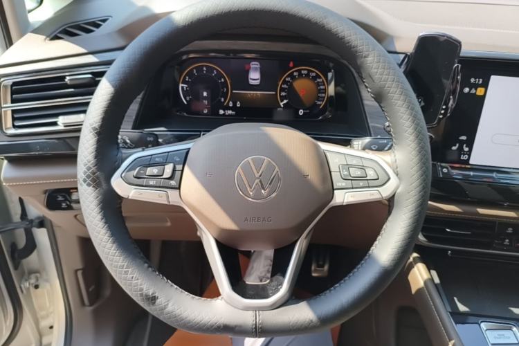 Used Volkswagen Viloran 2022 380TSI Prestige Edition Steering Wheel