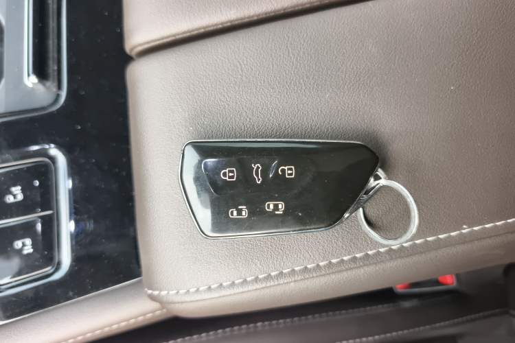 Used Volkswagen Viloran 2022 380TSI Luxury Edition Vehicle Key