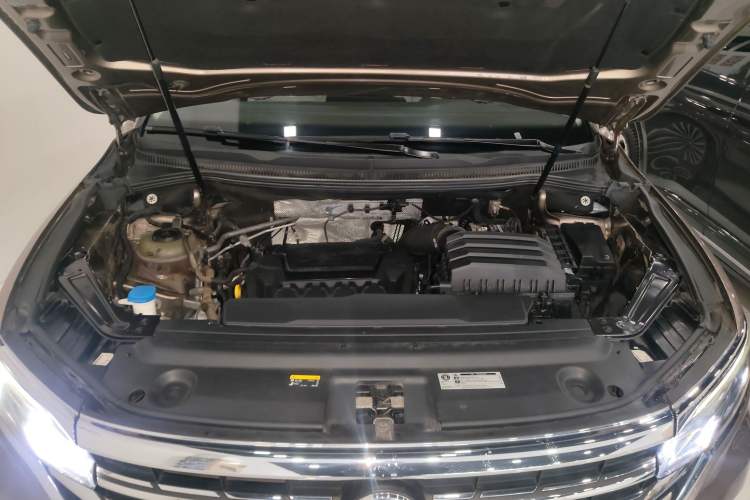 Used Volkswagen Viloran 2022 380TSI Prestige Edition Engine Bay