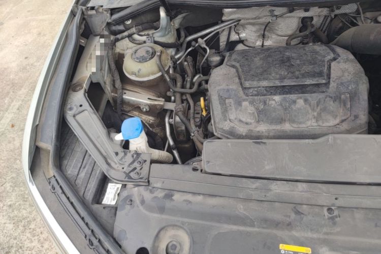 Used Volkswagen Viloran 2022 380TSI Prestige Edition Engine Bay Right