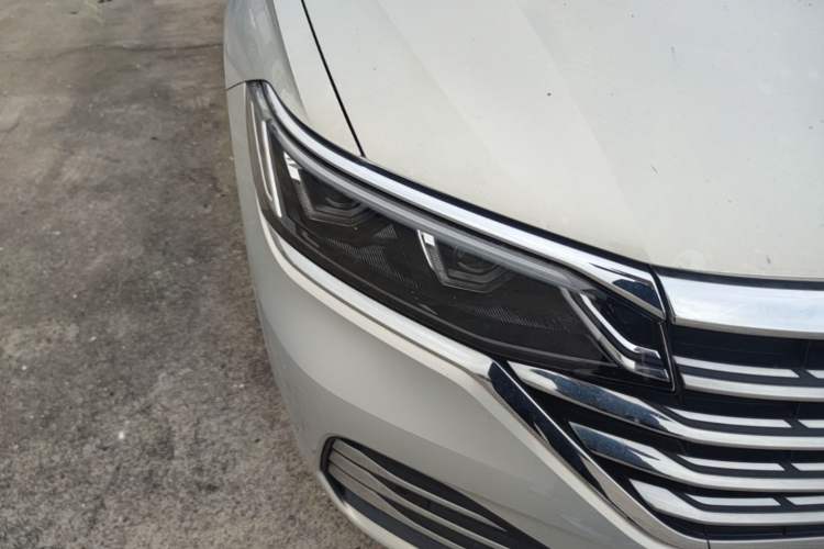 Used Volkswagen Viloran 2022 380TSI Prestige Edition Right Front Headlight