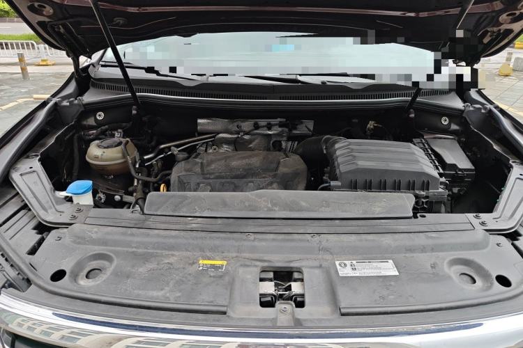Used Volkswagen Viloran 2022 380TSI Luxury Edition Engine Bay