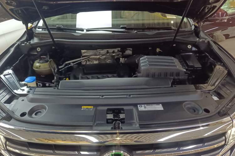 Used Volkswagen Viloran 2022 380TSI Prestige Edition Engine Bay