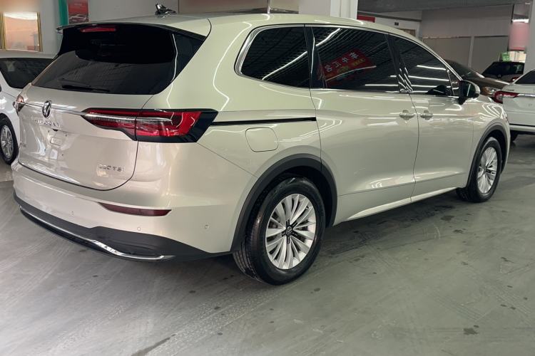 Used Volkswagen Viloran 2022 330TSI Business Edition Exterior 5
