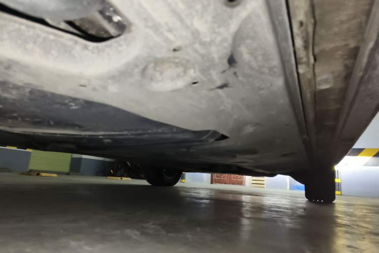 Used Volkswagen Viloran 2022 380TSI Luxury Edition Chassis Rear Right