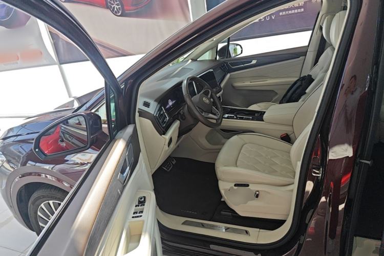 Used Volkswagen Viloran 2022 380TSI Prestige Edition Driver Seat