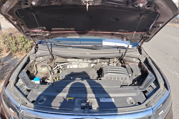 Used Volkswagen Viloran 2022 380TSI Luxury Edition Engine Bay