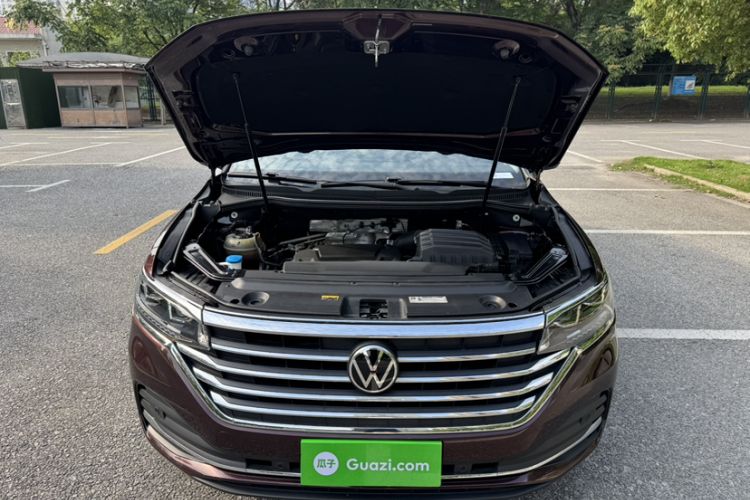 Used Volkswagen Viloran 2022 380TSI Luxury Edition Engine Bay