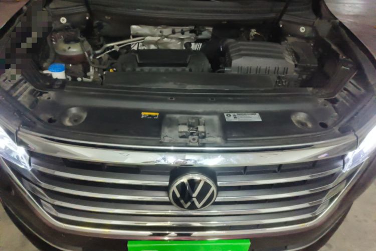 Used Volkswagen Viloran 2022 380TSI Luxury Edition Engine Bay