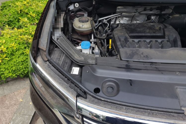 Used Volkswagen Viloran 2022 380TSI Prestige Edition Engine Bay Right