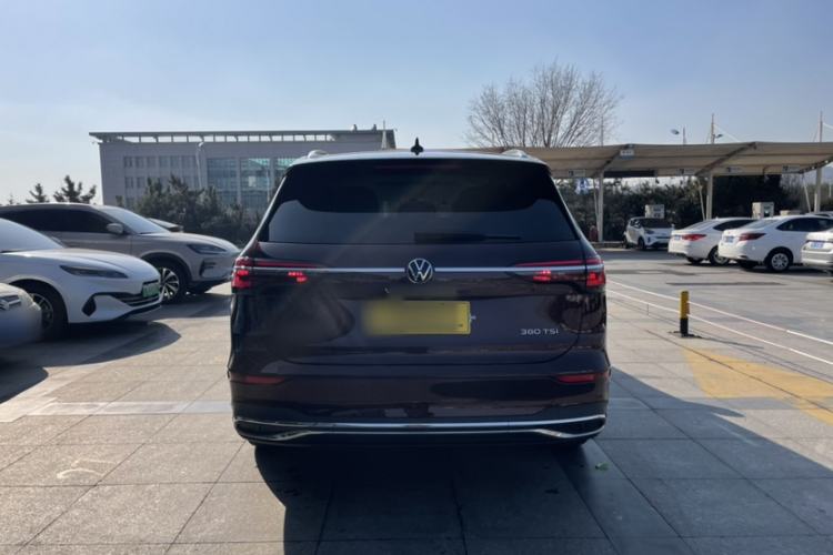 Used Volkswagen Viloran 2022 380TSI Prestige Edition Exterior 11