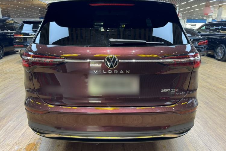 Used Volkswagen Viloran 2022 380TSI Luxury Edition Exterior 2