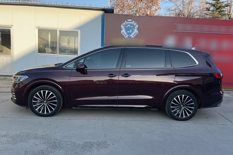 Used Volkswagen Viloran 2022 380TSI Prestige Edition Exterior 5