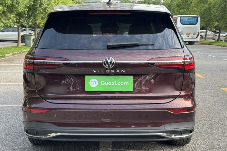 Used Volkswagen Viloran 2022 380TSI Luxury Edition Exterior 9