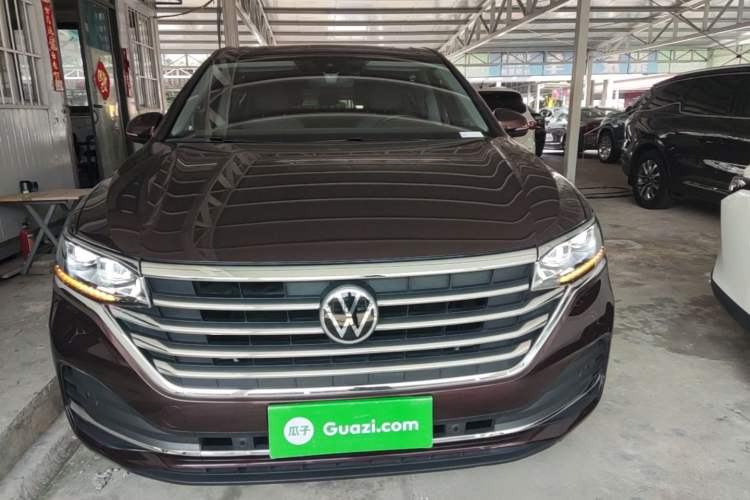 Used Volkswagen Viloran 2022 380TSI Luxury Edition Front