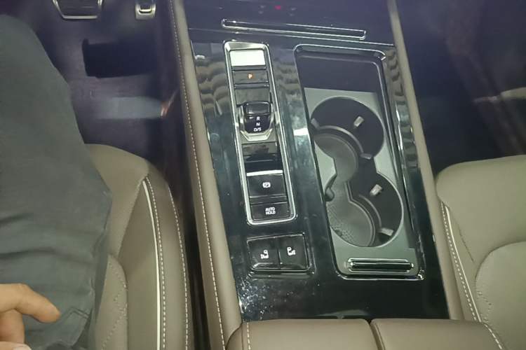Used Volkswagen Viloran 2022 380TSI Flagship Edition Gear Lever