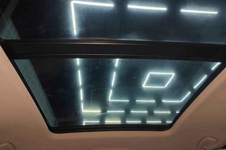 Used Volkswagen Viloran 2022 380TSI Prestige Edition Headliner