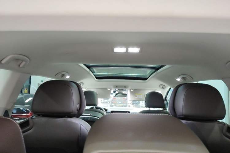 Used Volkswagen Viloran 2022 380TSI Prestige Edition Headliner
