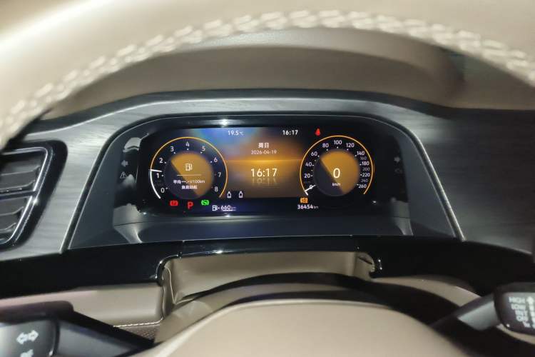 Used Volkswagen Viloran 2022 380TSI Luxury Edition Instrument Cluster