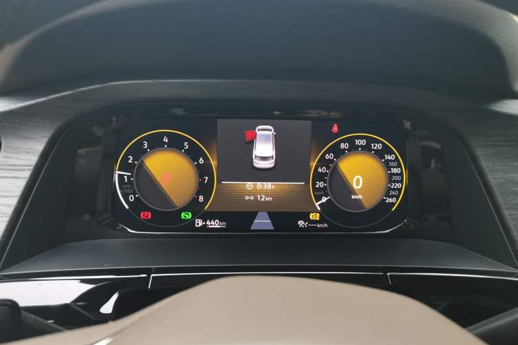 Used Volkswagen Viloran 2022 380TSI Prestige Edition Instrument Cluster